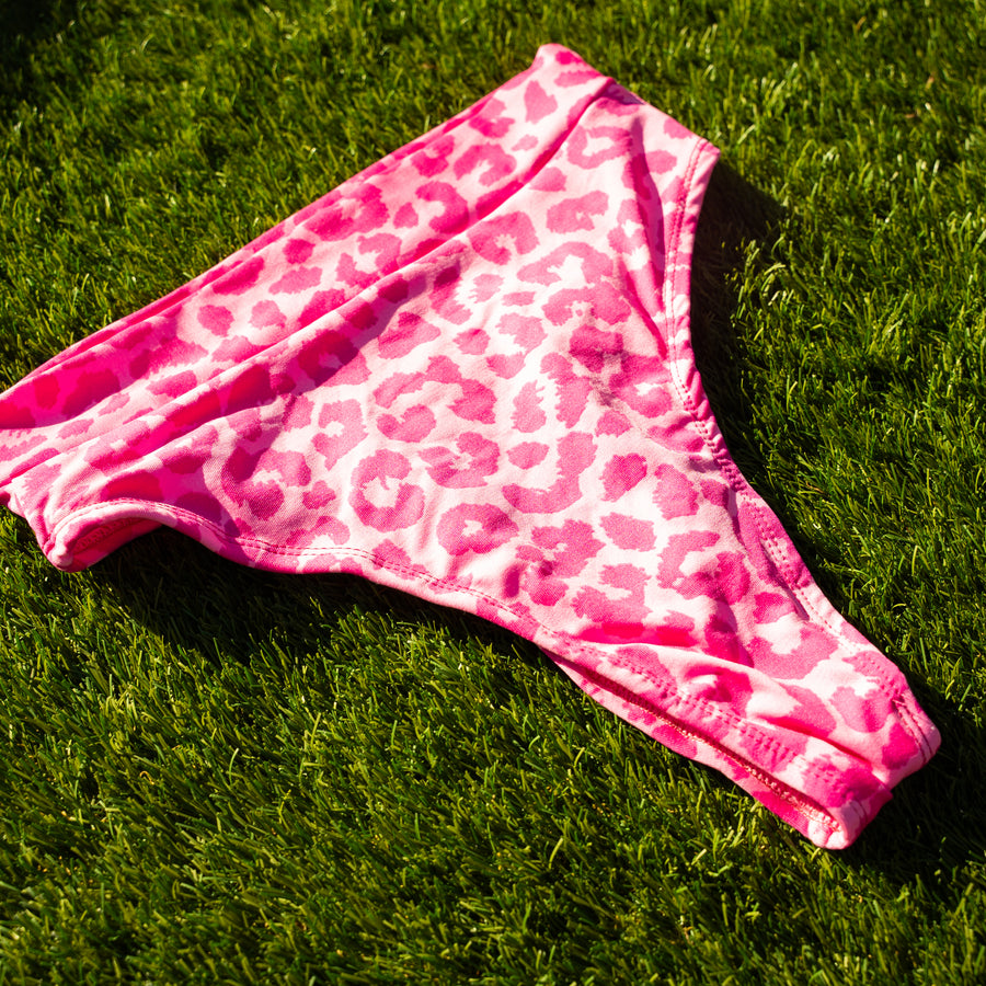 Bikini Pink Panther 🐆